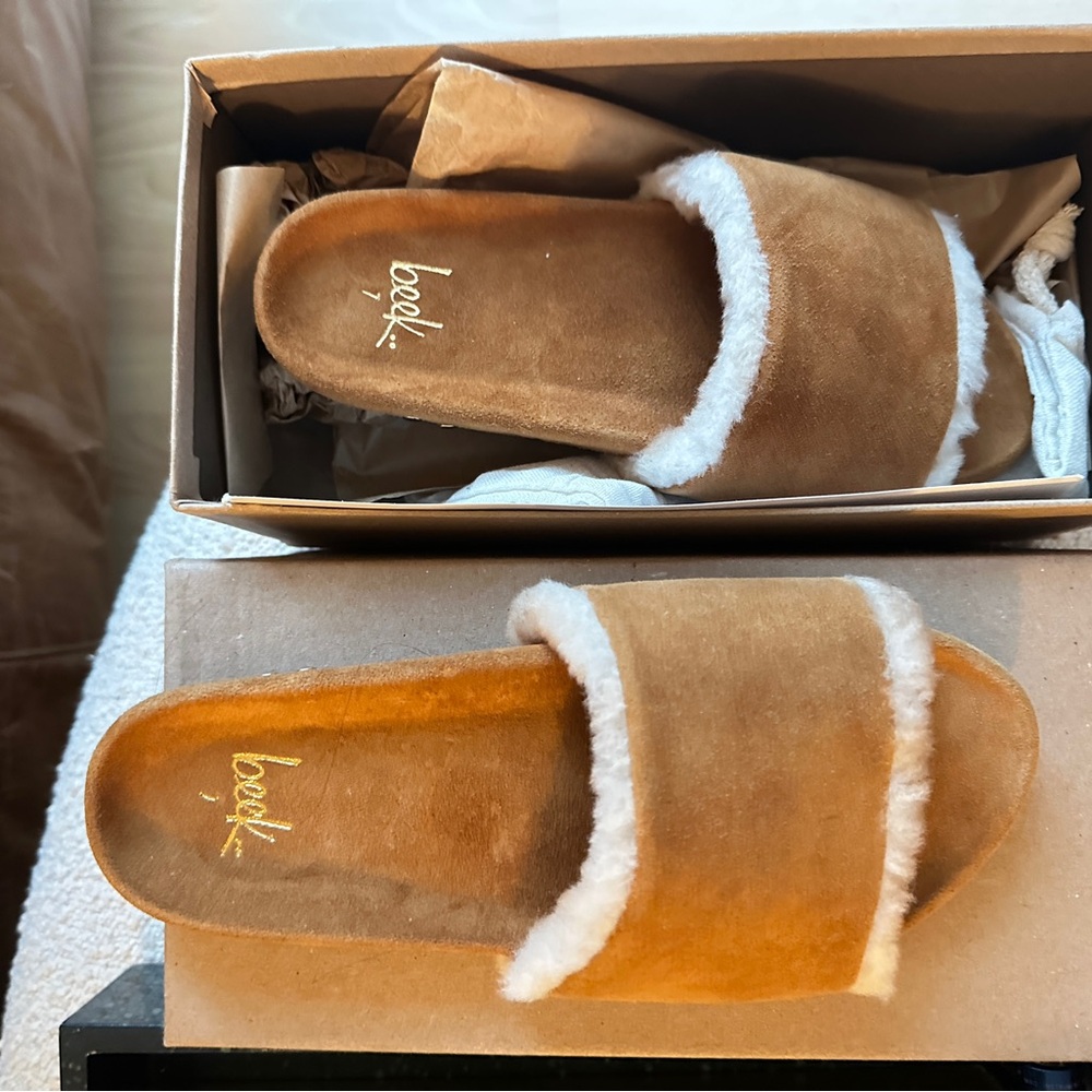 BEEK “Gallito Shearling Carmel/Honey Woogasllsh
